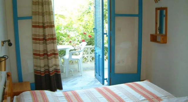 Двухместный номер Standard с балконом и с красивым видом из окна Guesthouse Karidia