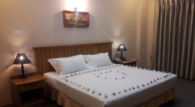 Hotel Golden Land, Rezervovat Hotel Naypyidaw Naypyidaw Union Territory