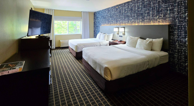 Четырёхместный номер Standard Comfort Inn Fort Collins North
