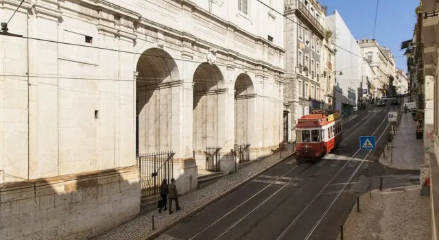 Chiado Premium by Homing, Забронировать Апартаменты/квартира Мизерикорди Лиссабон, рядом с Концертный зал Coliseu dos Recreios