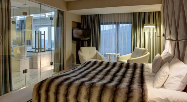 Люкс Hotel & Medi-Spa Biały Kamień