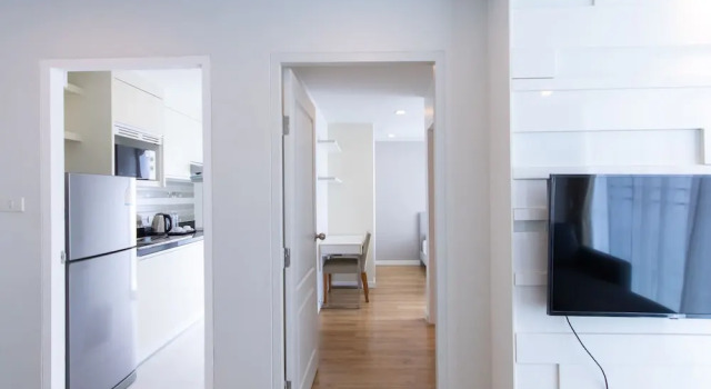 Люкс c 1 комнатой с балконом United Residence Ekamai Bangkok