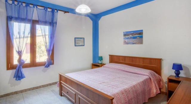 Stunning Home in San Teodoro With Wifi and 2 Bedrooms