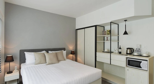 Grand Bay View Hotel