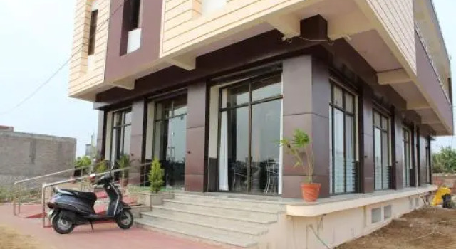 Hotel Para Place, Забронировать Отель Отели штата Раджастхана с парковкой, Парковка