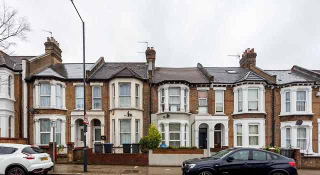 Stylish Manor Park Nest - AWX, Забронировать Отель Отели Англии 3 звезды, 3*