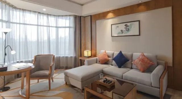 Люкс Deluxe Wuzhou Guest House Shenzhen