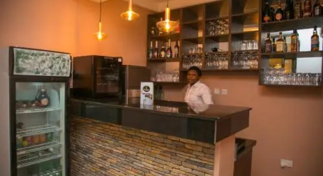 CONSORT Luxury Suites, Book Hotel Hotels in Bwari with a Pool, Swimming Pool