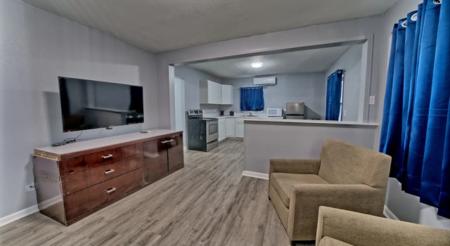Номер Standard c 1 комнатой с красивым видом из окна Aqua View Motel