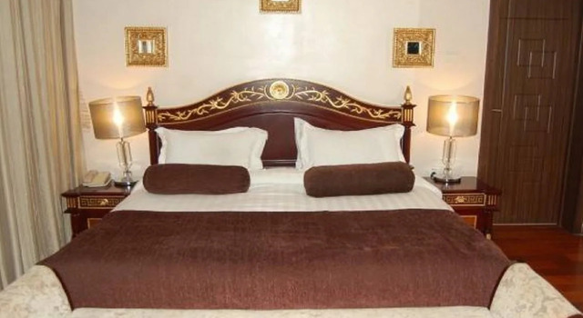Owu Crown Hotel Ibadan