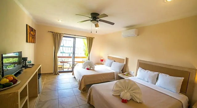 Номер Deluxe с балконом Hotel Riviera Caribe Maya