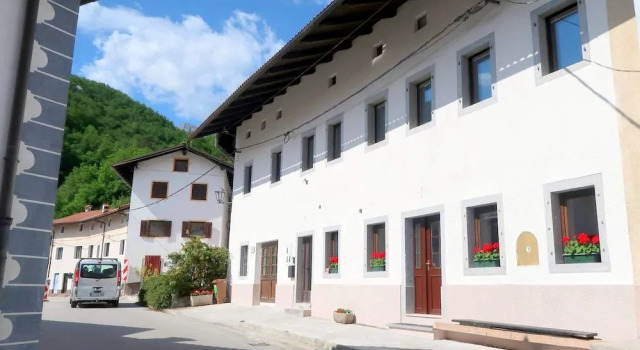 Homestay Budget, Prenota Hotel Hotel a Gorenjska con parcheggio, Parcheggio