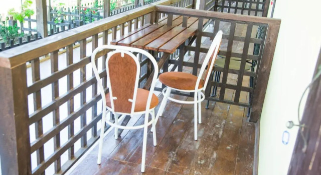 Четырёхместный номер Standard с балконом и с красивым видом из окна Lilly Guest House