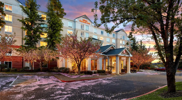 Номер Standard Hilton Garden Inn Portland Lake Oswego