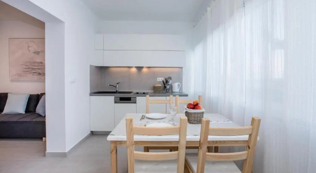 Guest House Mazuth II, Prenota Appartamento Hotel a Isole Quarnerine con parcheggio, Parcheggio
