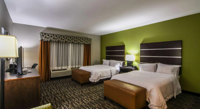 Standard Vierer Zimmer Hampton Inn Foley