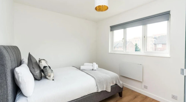 Коттедж с 2 комнатами Sleek and Stylish 2BD Home with a Garden Anerley