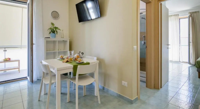 Семейный номер Standard с частичным видом на море Greco b&b