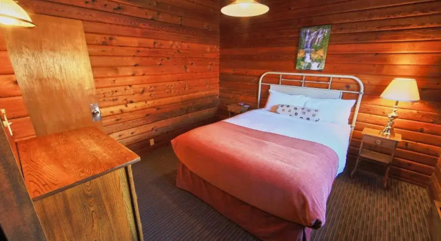 Полулюкс с видом на реку Jasper House Bungalows