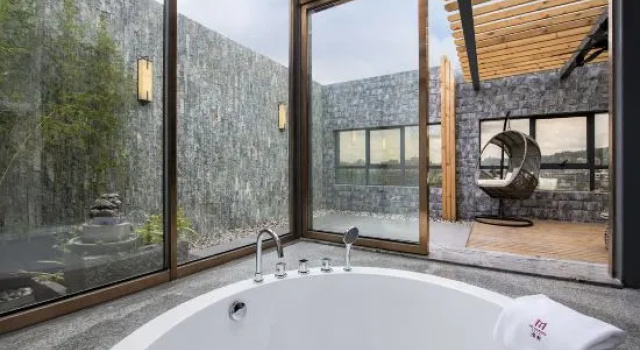 Люкс с видом на озеро Huizhou Manyue Garden Hotel (West Lake Shuidong Street Branch)
