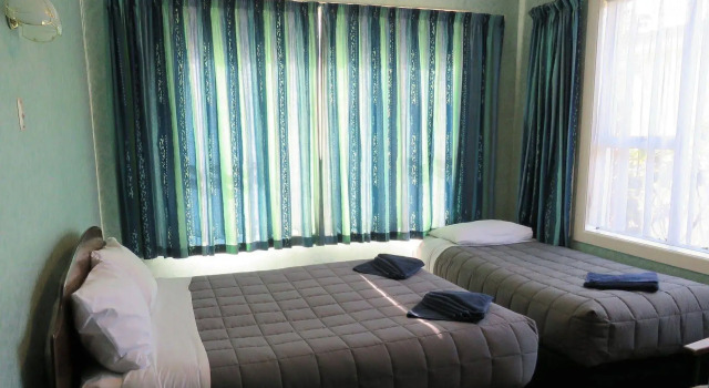 Yarrow Motel, Забронировать Мотель Отели Инверкаргилл с парковкой, рядом с Rugby Park Stadium, Парковка