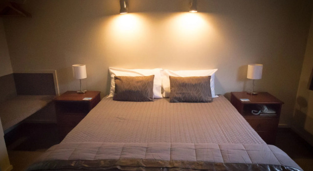 Centre Court Motel