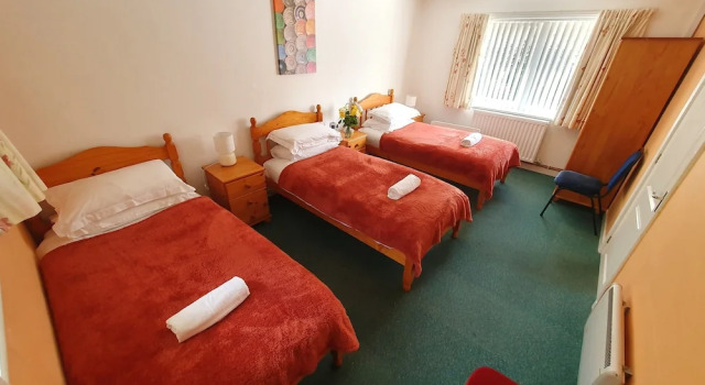 Трёхместный номер Standard с видом на горы Snowdonia Mountain Lodge