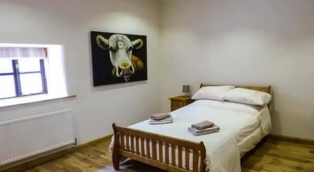 Upper Greenhills Farm, Забронировать Фермерский дом Отели Ипстонс с парковкой, Парковка