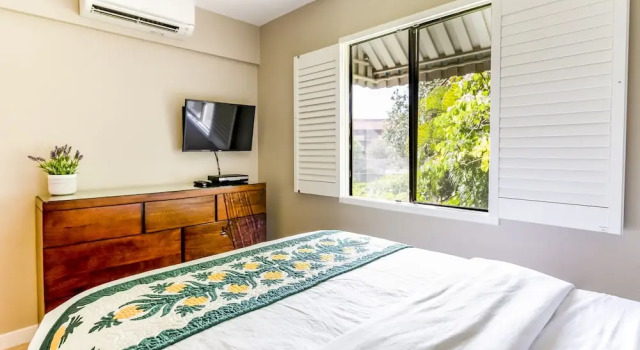 Pacific Shores B406 by RedAwning