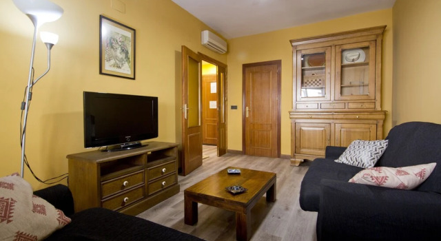 MLR Apartamentos Puerta de Toledo, Забронировать Апартаменты/квартира Толедо Мадрид, рядом с Los Caños del Peral