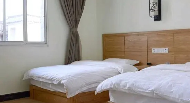Shangguan Homestay, Prenota Hotel Hotel a Dali con parcheggio, Parcheggio