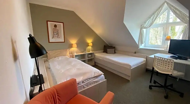Hotel Spitze Warte, Забронировать Отель Варштайн Зауэрланд