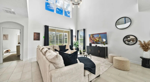 Коттедж Fabulous Villa 5Bd Pool & Spa - Next to Disney 611