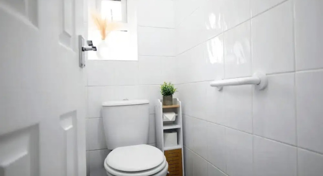 Коттедж Spacious House for Relocating - Workers - Families