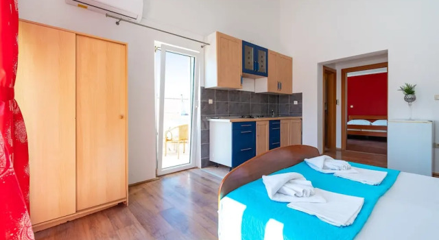 Bonvie Apartments in Center B3
