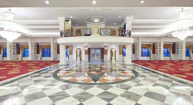 Garden Palace Hotel, Reserva ahora Hotel Hoteles SPA en Surabaya, cerca de Taman Remaja Surabaya, SPA