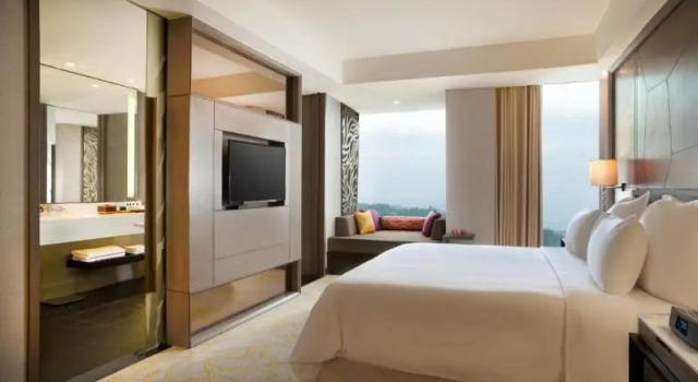 Standard double chambre avec balcon InterContinental Bandung Dago Pakar, an IHG Hotel