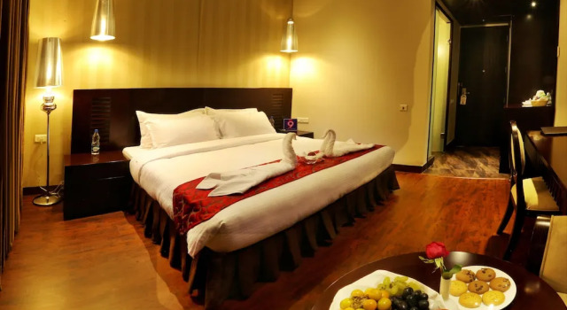 Номер Deluxe Five Elements Hotels North Avenue Delhi