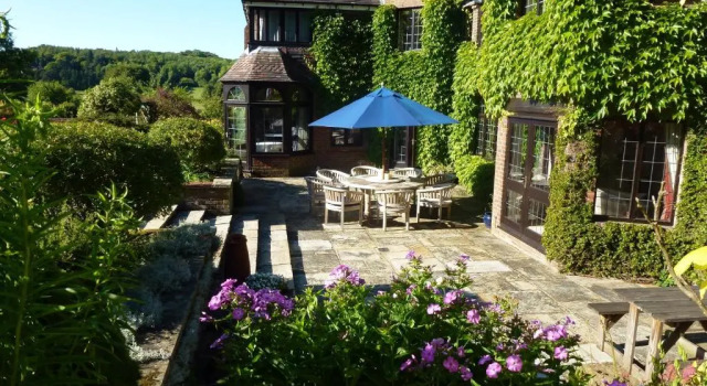 The Limes Country House with Heated Pool & Hot Tub, Забронировать Отель Грэйт-Миссенден The Chilterns