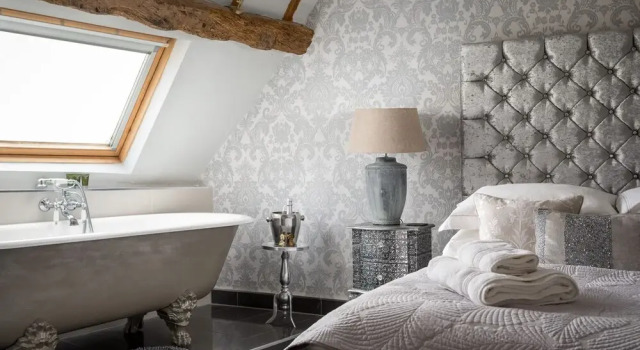 Unique Cotswold Cottages