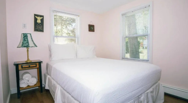 Коттедж с видом на сад Hamptons Vacation Inn