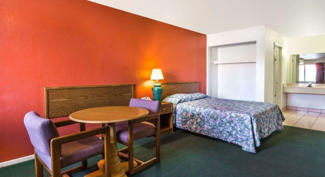 Superior Suites Phoenix Mesa, Забронировать Отель Меса 