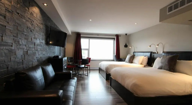 Четырёхместный номер Deluxe Hôtel Saint-Germain Rimouski