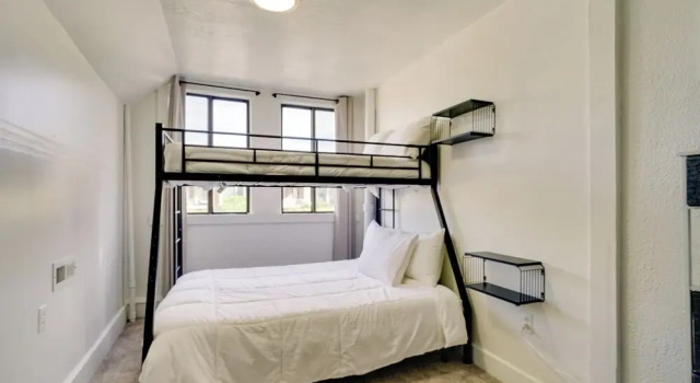 Near Park, Golf & Train: Salt Lake City Duplex!, Varaa Hotelli Salt Lake City 