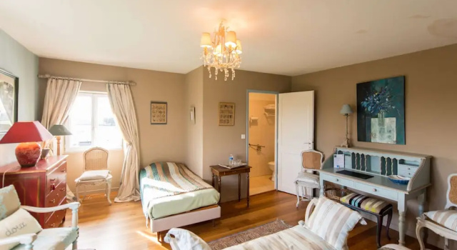 Люкс Comfort Chambres dhotes Saint Malo La Barbinais Bed&Breaksfast