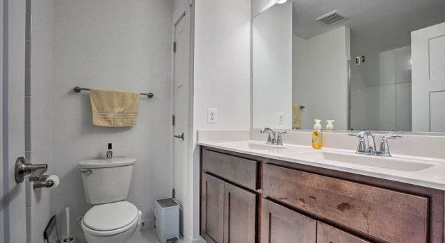 Апартаменты с 3 комнатами Modern Townhome 4 Mi to Downtown Frederick