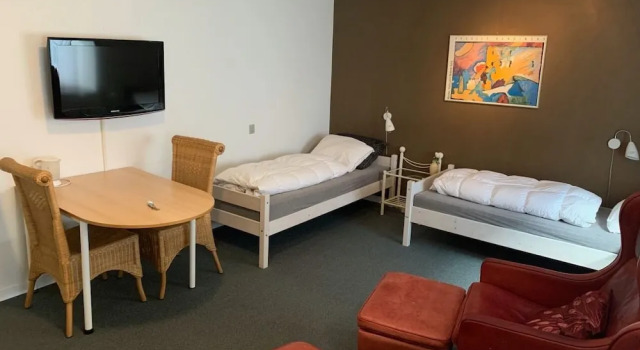 Åndehullet, Prenota Hotel Hojer 