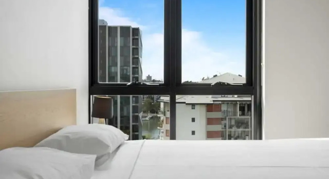 Spaciously Bright 1-bed Apartment