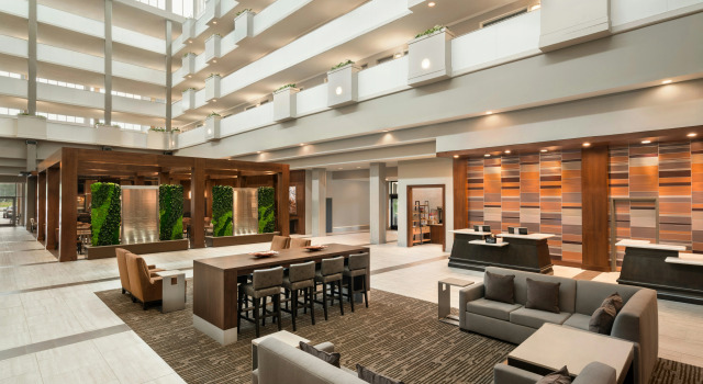 Embassy Suites Brunswick, Buchen Sie Hotel Brunswick Georgia