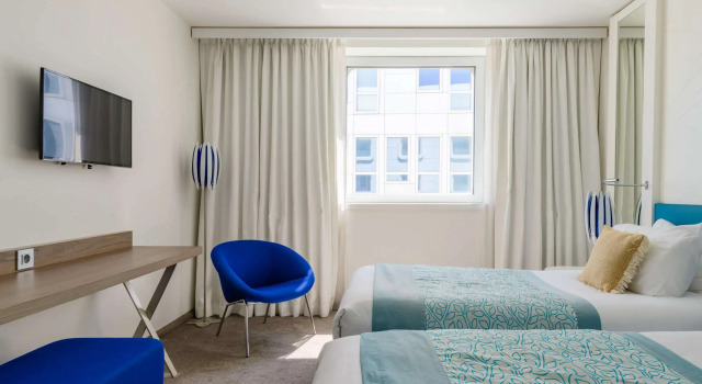 Двухместный номер Standard Golden Tulip Marseille Euromed